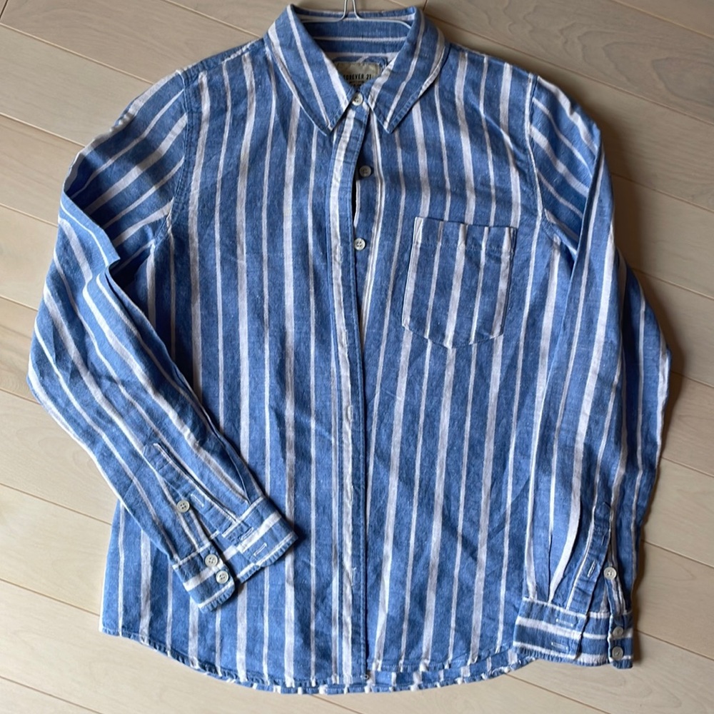 Forever 21 Women's Button Down